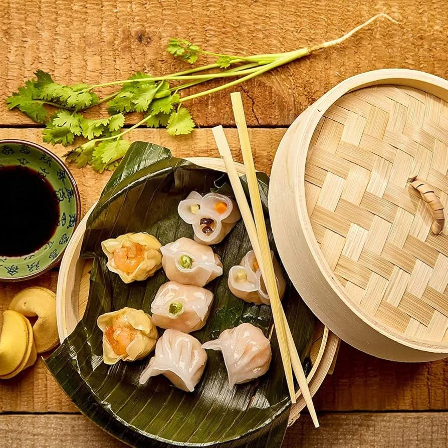 Nghệ thuật tạo hình thủ công tỉ mỉ tạo nên lớp vỏ bánh đạt chuẩn tinh tế