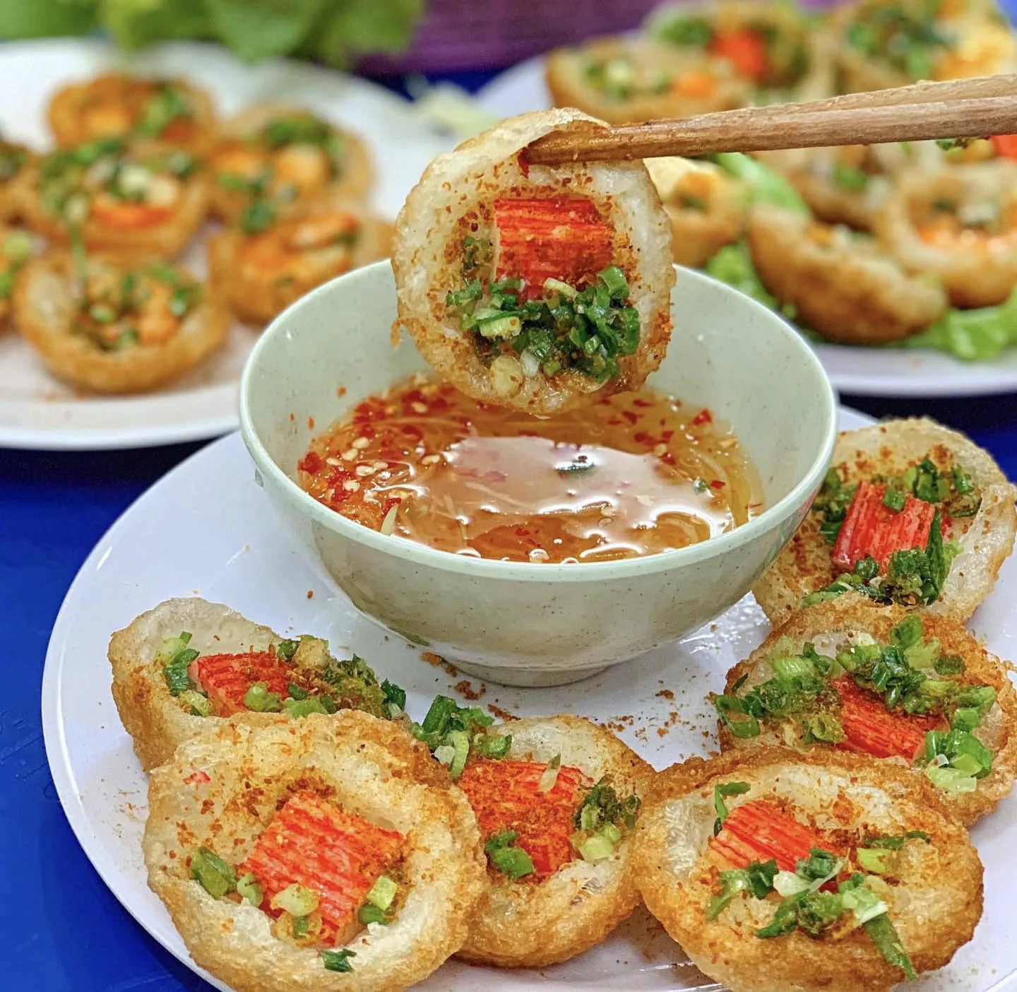 banh-khot-sai-gon-10 Món bánh khọt Vũng Tàu với lớp vỏ vàng ươm giòn rụm đặc trưng làm say lòng thực khách Sài Gòn