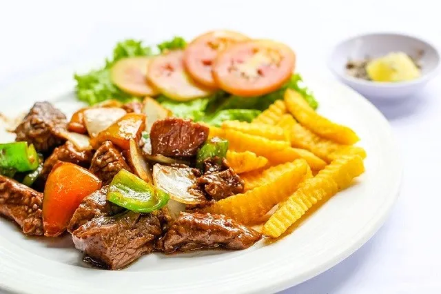 Lựa chọn nguyên liệu tươi ngon là chìa khóa tạo nên sự thành công của món ăn