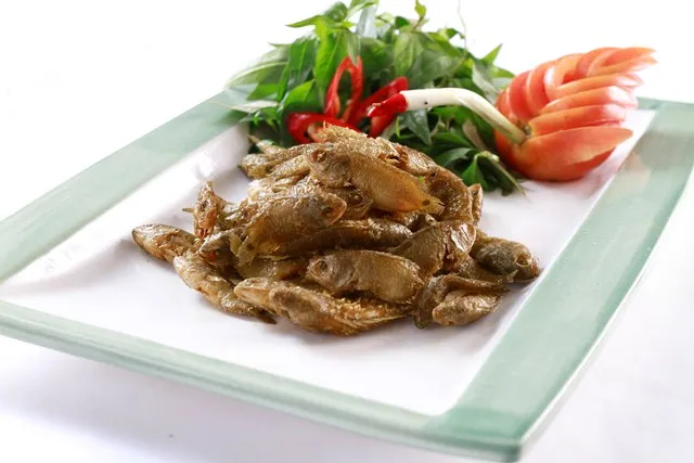 ca-ro-bi1508196376 Thịt cá rô đồng được chế biến kỳ công giữ được độ ngọt tự nhiên và màu sắc bắt mắt