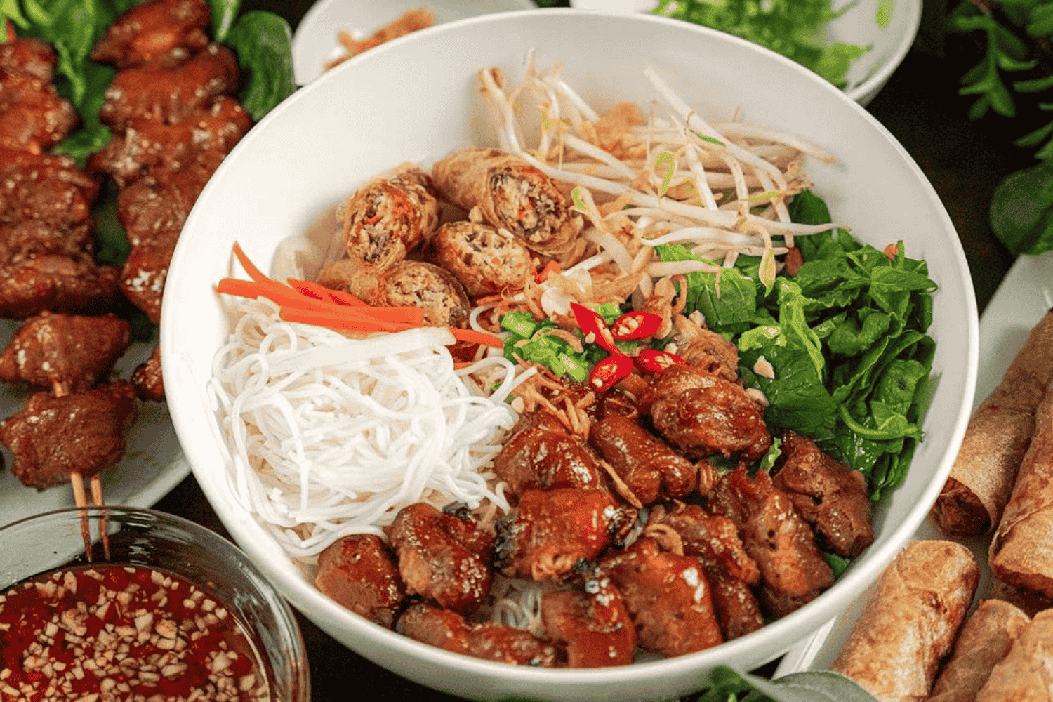cach-lam-bun-thit-nuong-chuan-vi-sai-gon-thom-ngon-dam-da-kho-cuong Cách trình bày khoa học giúp món bún thịt nướng thêm phần hấp dẫn và chuyên nghiệp