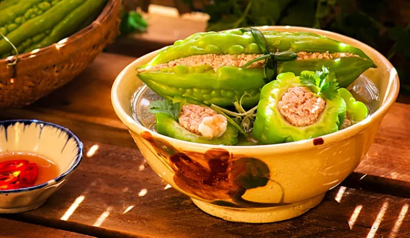 cach-lam-kho-qua-nhoi-thit-ngay-tet-1 Canh khổ qua nhồi thịt Món ăn thanh mát và bổ dưỡng cho thực đơn gia đình