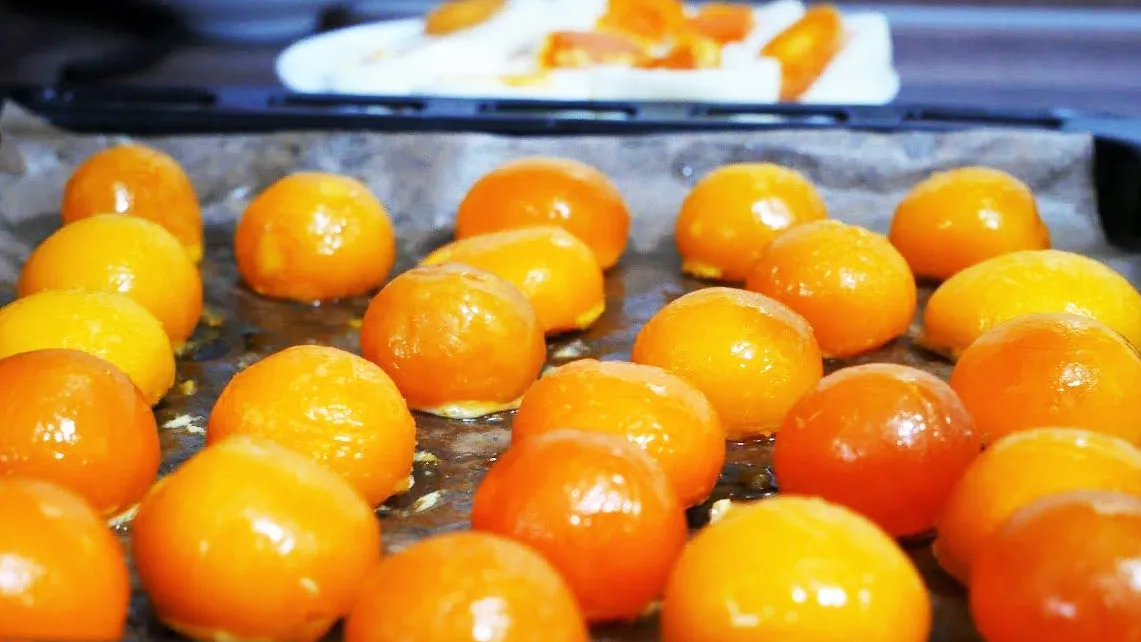 Trứng muối sau khi xử lý phải giữ được màu sắc tươi tắn và hương thơm đặc trưng