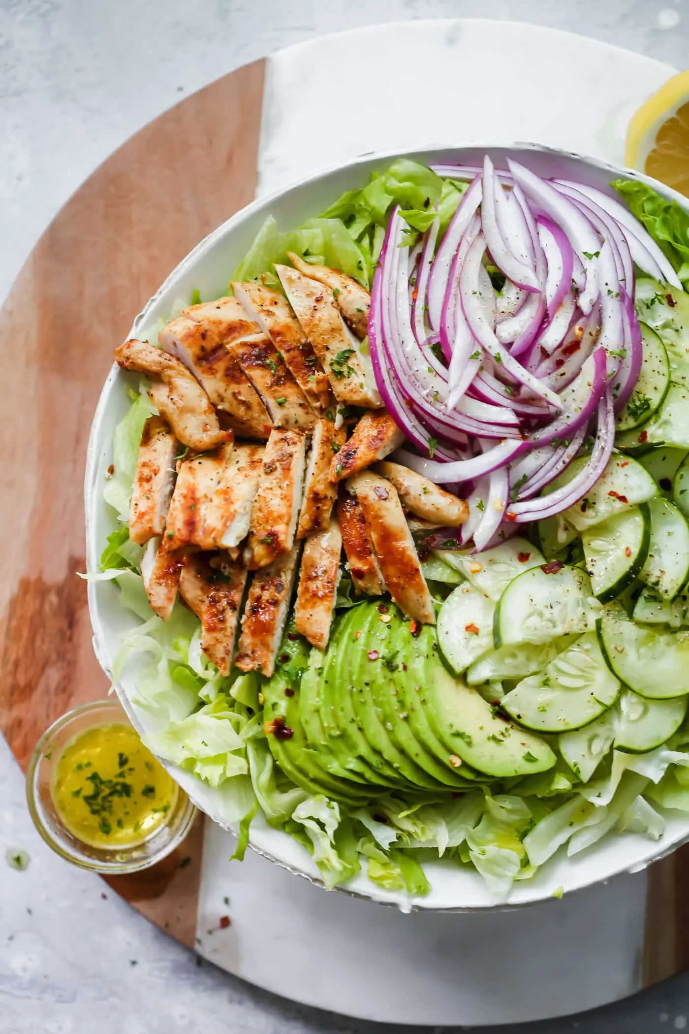 Set salad lành mạnh là lựa chọn ưu tiên của những người quan tâm đến vóc dáng