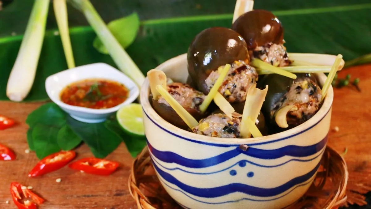 hg_-oc-buou-nhoi-thit-hap-sa-1 Quy trình hấp cách thủy giúp giữ trọn vẹn độ ngọt và hương thơm của sả
