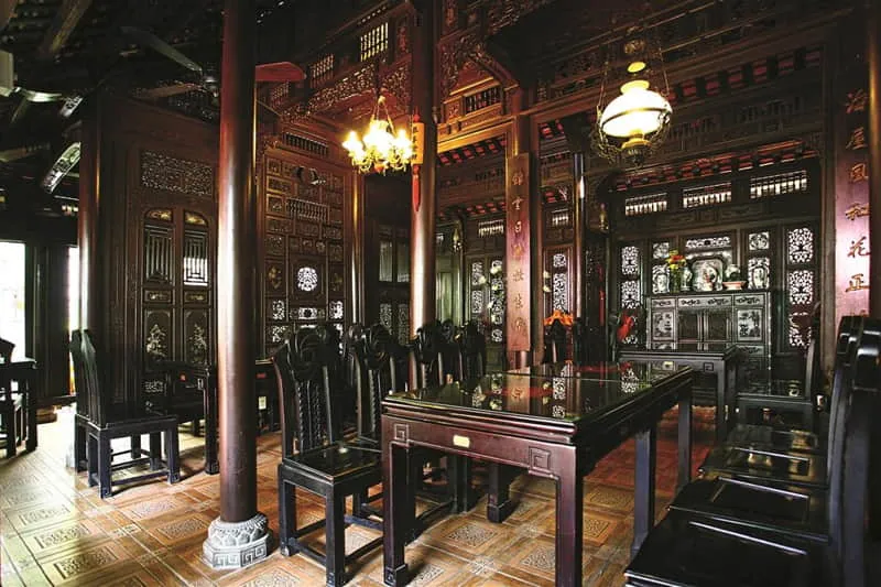 nha-ruong-hue-10 Gian thờ trang trọng linh hồn của mỗi ngôi nhà rường Huế