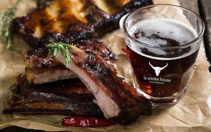 Sự kết hợp hoàn hảo giữa bia IPA và sườn nướng BBQ
