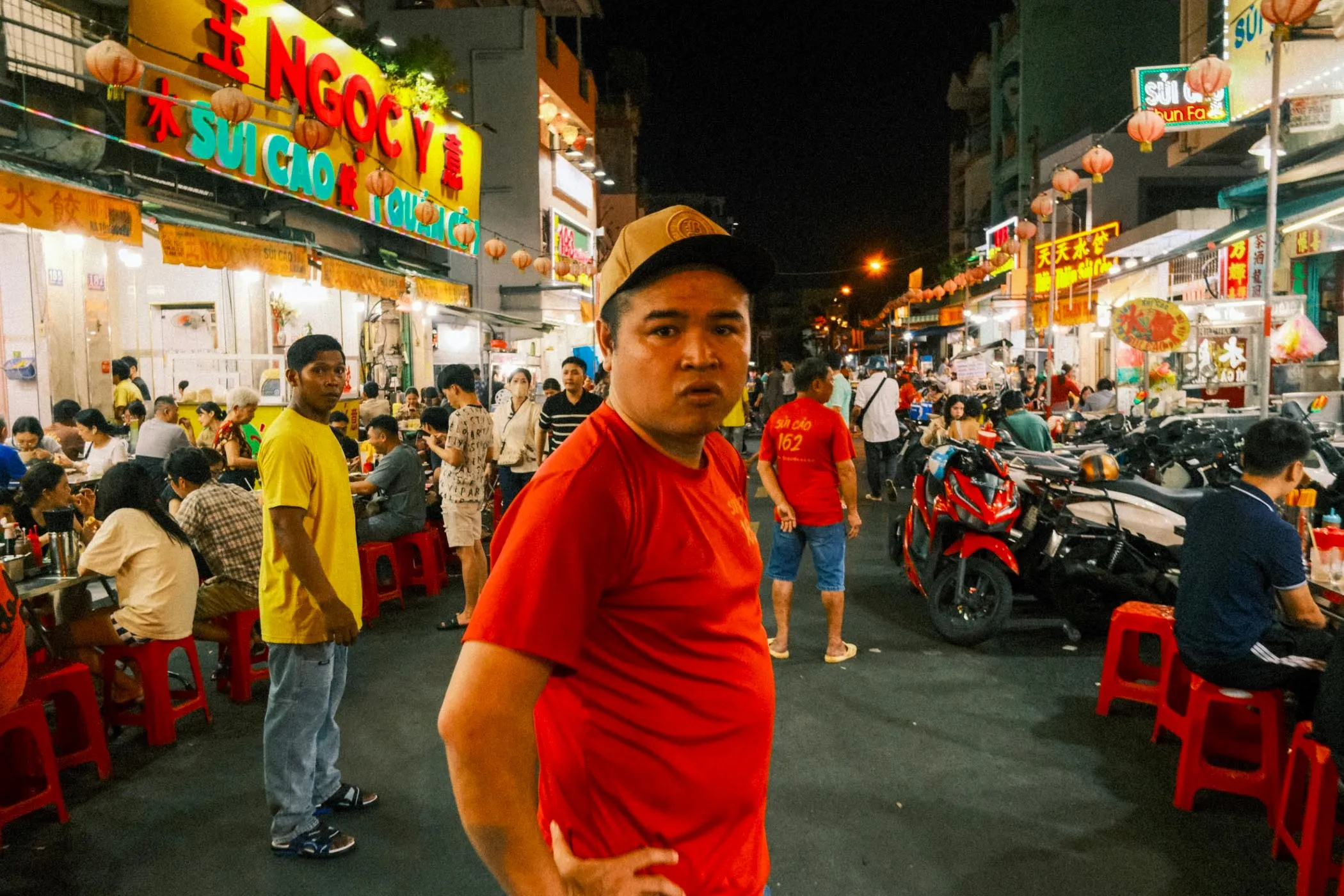 saigon-streetfood-finished-4309-1 Sự thuận tiện khi di chuyển giúp du khách tận hưởng trọn vẹn nhịp sống ẩm thực về đêm