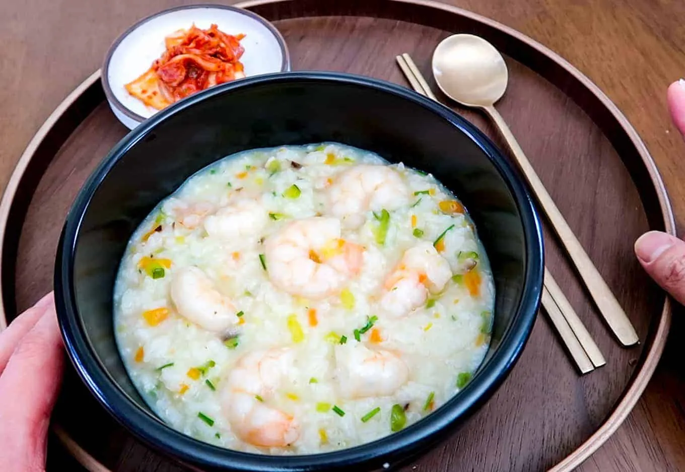 Cháo tôm là món ăn bổ dưỡng và dễ tiêu hóa cho trẻ nhỏ