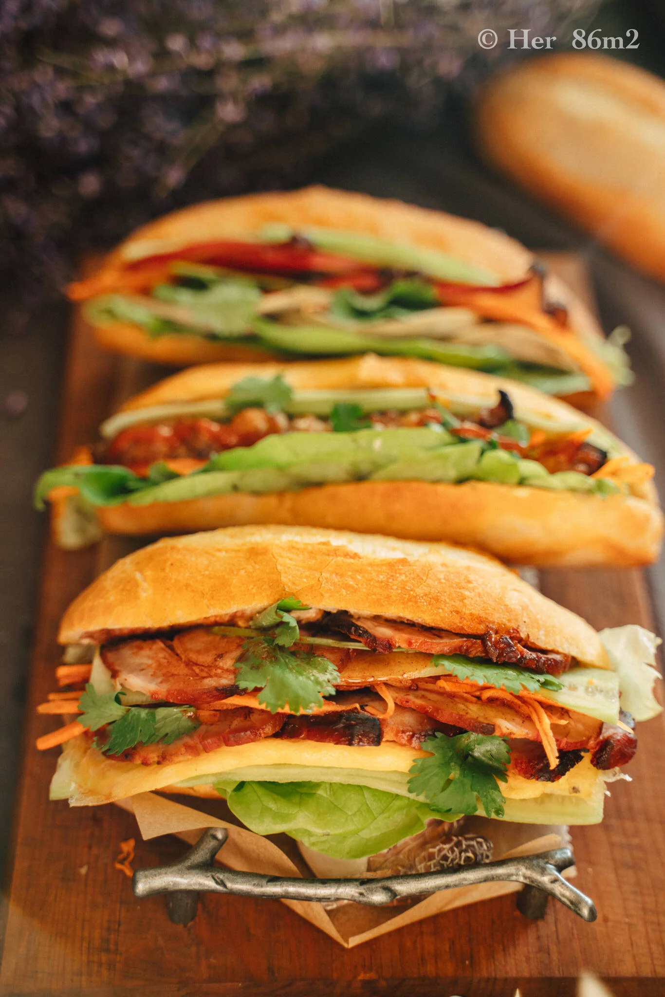 Bánh mì Việt Nam  Món ăn đường phố được báo chí quốc tế hết lời ca ngợi như loại sandwich ngon nhất thế giới